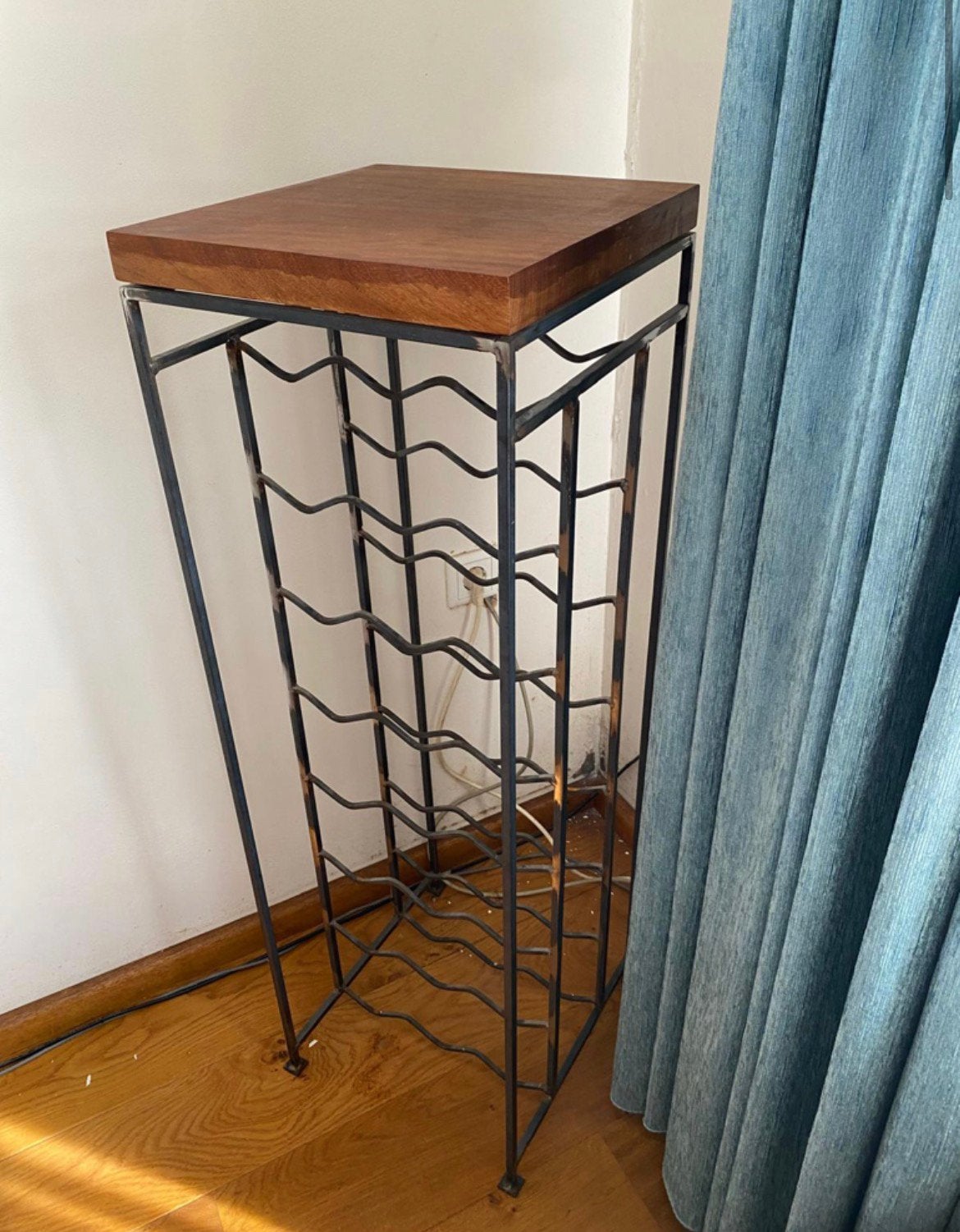 Wijnrek, Huis en Inrichting, Woonaccessoires | Wijnrekken, Ophalen, Zo goed als nieuw, 25 flessen of meer, Minder dan 50 cm