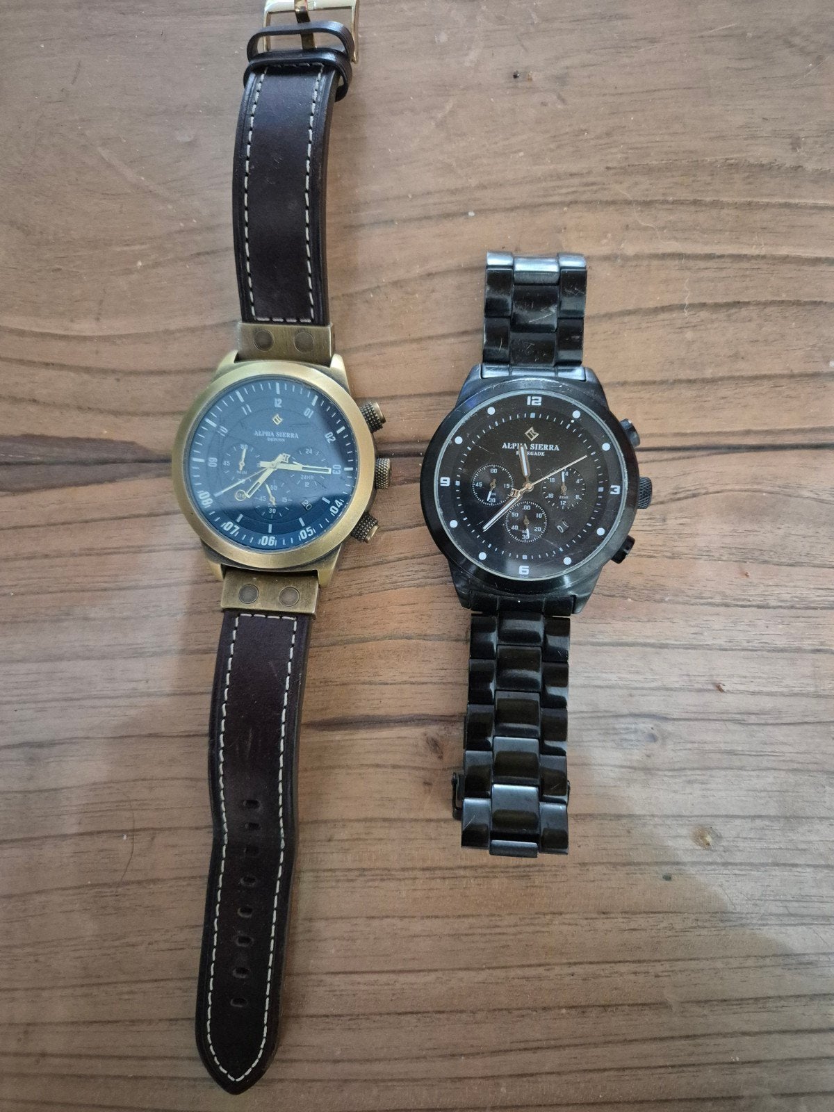 2 orginele Alpha Sierra heren merkhorloges, Zwart, IOS, Ophalen of Verzenden, Zo goed als nieuw