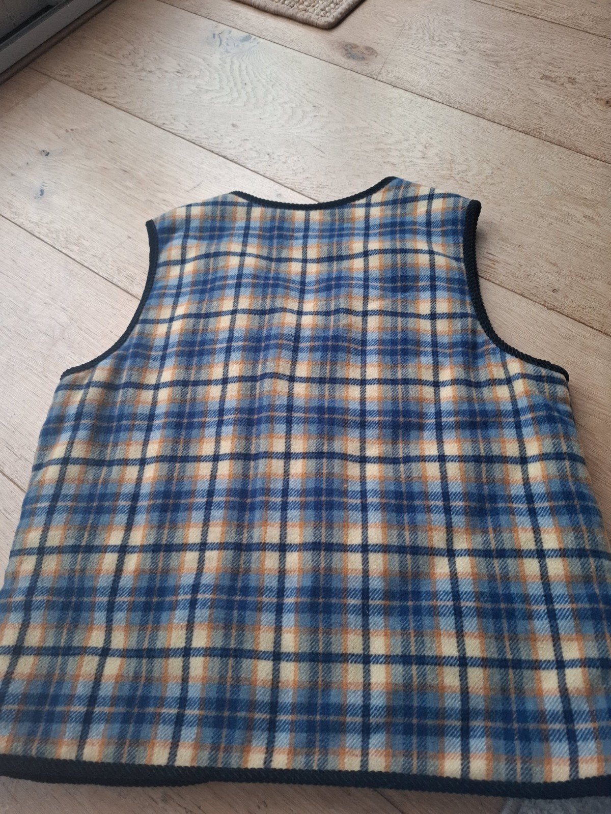 Geruit wollen vest Fashionato's maat 40 L, Kleding | Dames, Maat 38/40 (M), Blauw, Ophalen of Verzenden, Zo goed als nieuw