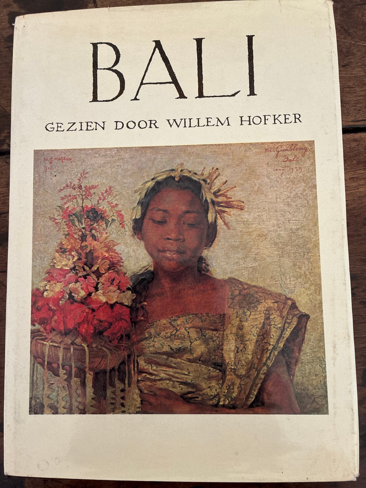 Bali gezien door Willem Hofker - Kunstboek, Ophalen of Verzenden, Gelezen, Overige onderwerpen