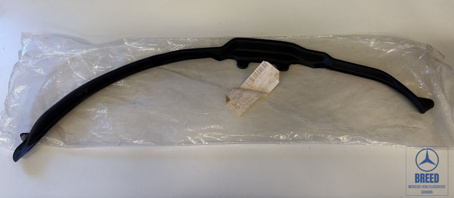 NOS deurrubber a-stijl links Mercedes-Benz W163 M-Klasse, -, Nieuw, Ophalen of Verzenden, -