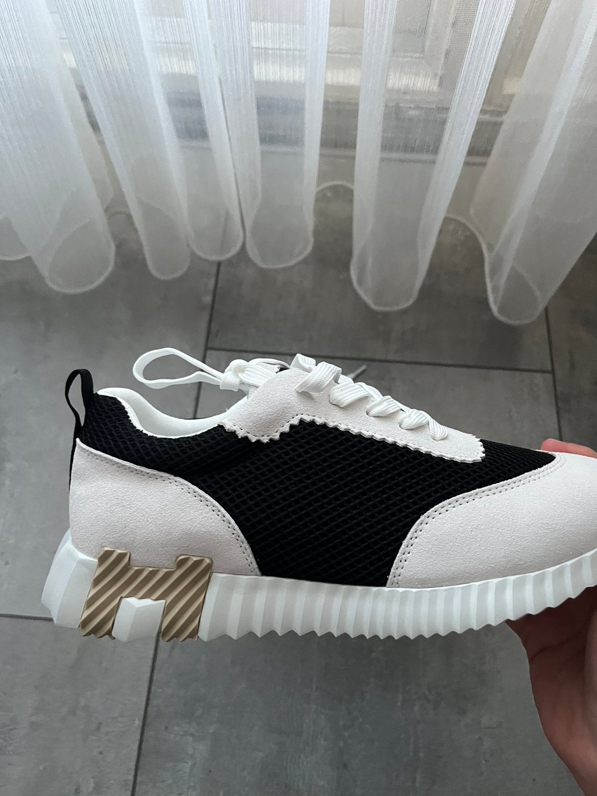Hermes bouncing dames sneakers, Kleding | Heren, Schoenen, Zwart, Nieuw, Ophalen of Verzenden, Sneakers of Gympen