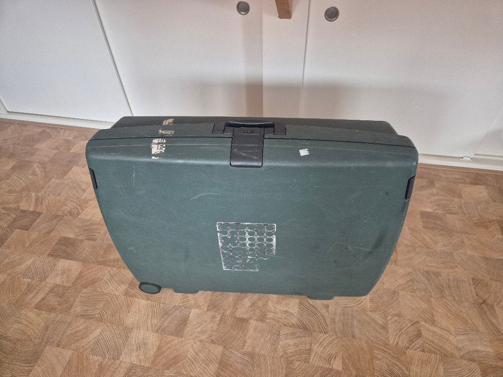 Reiskoffers, Gebruikt, Hard kunststof, 70 cm of meer, 55 cm of meer