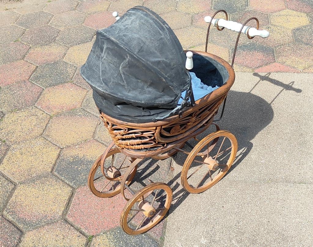 Poppenwagen, Antiek en Kunst, Antiek | Speelgoed, Ophalen