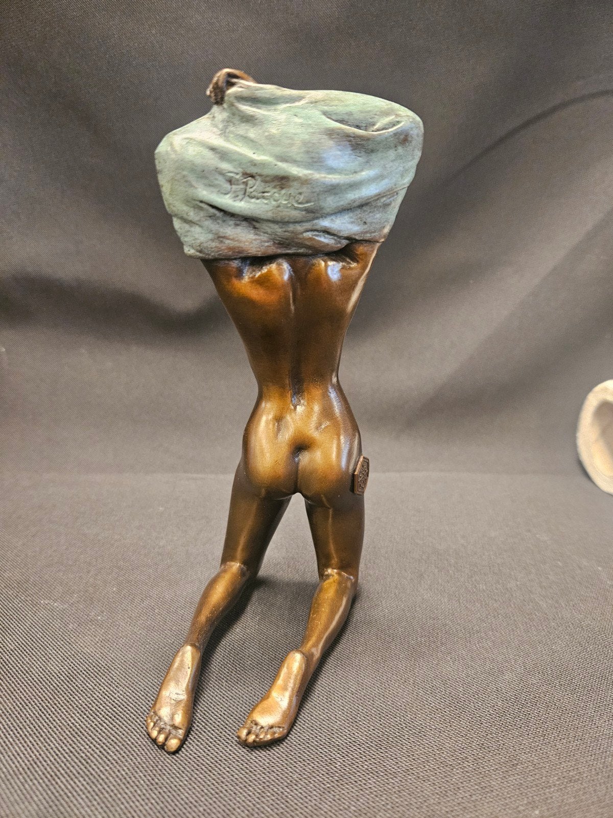 JB Depose Bronzen Beeldje - Vrouw die zich uitkleedt, Minder dan 20 cm, Gemerkt, Ophalen of Verzenden, Brons