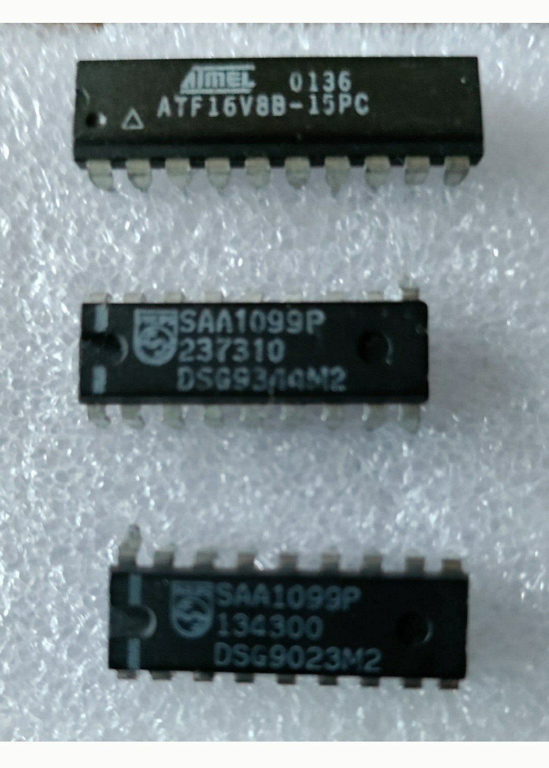 Microchips,Geluidsgeneratoren,PC,Atmel,Asus,Q-connector, Computers en Software, Ophalen of Verzenden, Nieuw, Windows