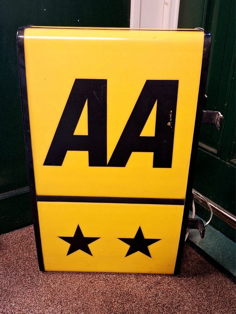 Mooie lichtbak, lichtreclame van Automobile Association., Ophalen, Gebruikt, ., Lichtbak of (neon) lamp