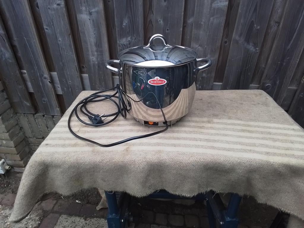 Hendi elektrisch warmhout pan au bain marie  bertolli, Huis en Inrichting, Ophalen of Verzenden, Zo goed als nieuw