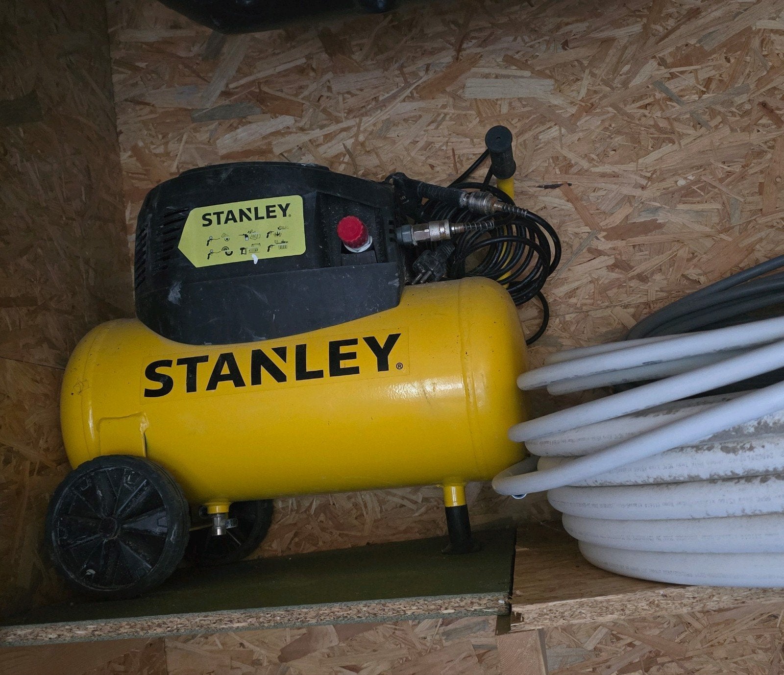 Stanley compressor, Ophalen