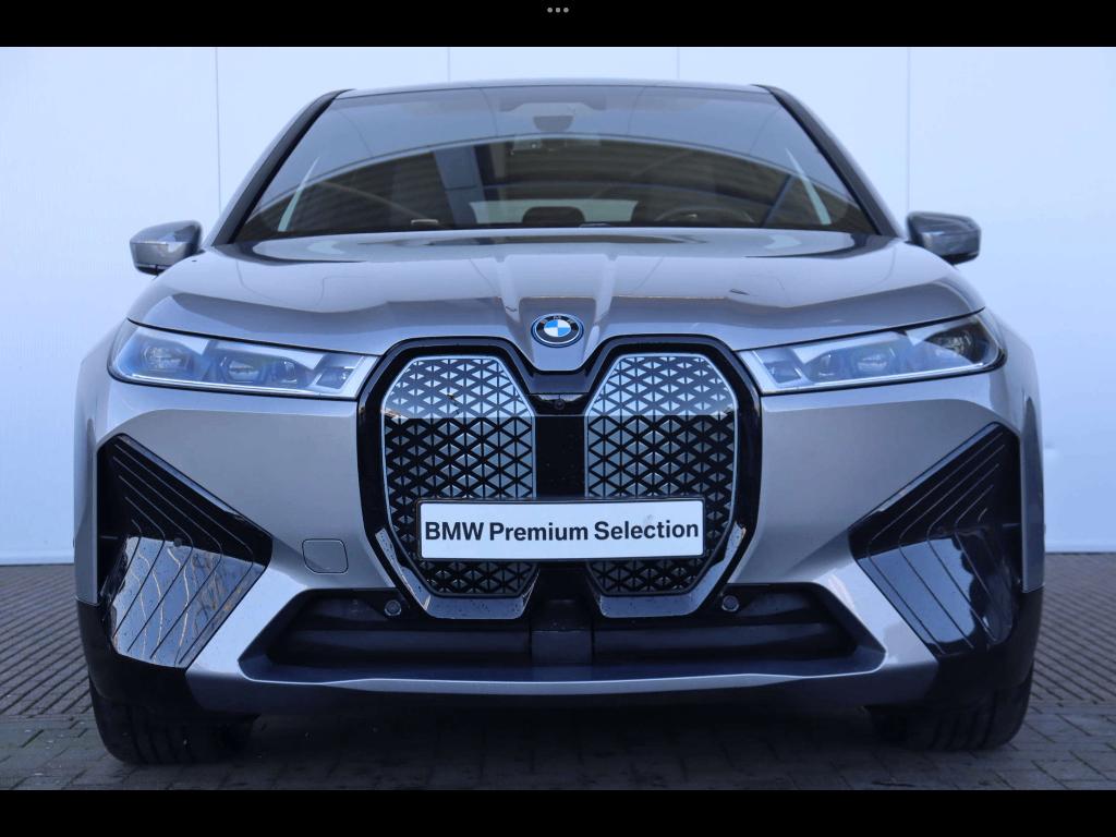 BMW iX Xdrive40 326pk 2022—98% SOH—Volledig uitgerust, Auto's, Automaat, 34 min, Origineel Nederlands, Elektrisch