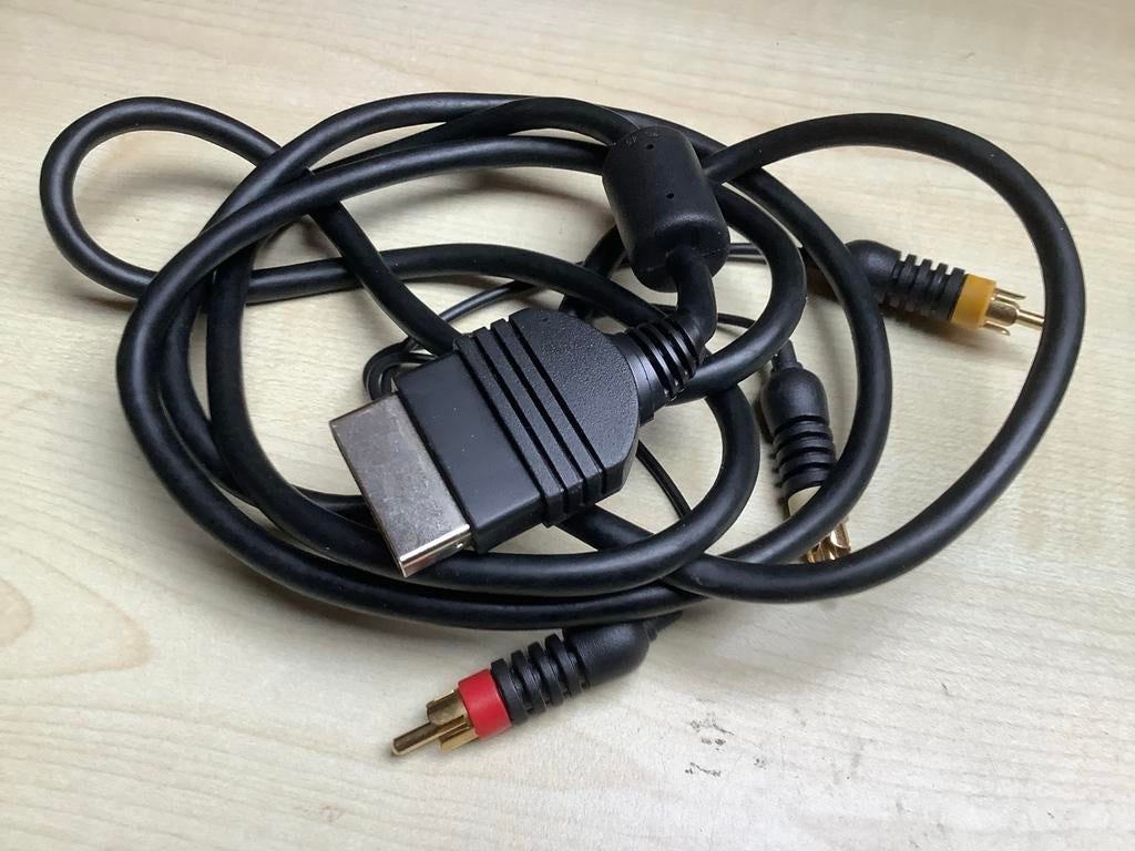 Xbox Classic en Xbox 360 AV-kabels, Ophalen of Verzenden, Gebruikt, Zonder controller