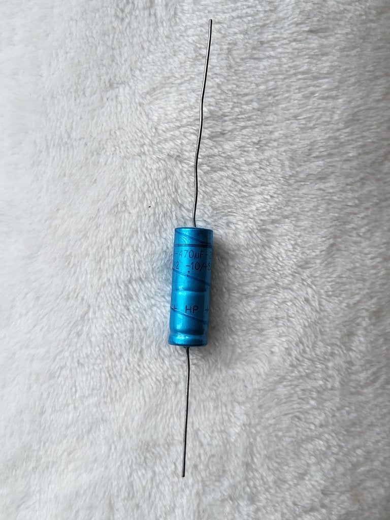 Condensator 470uF/25V (Vintage), Hobby en Vrije tijd, Elektronica-componenten, Verzenden, Zo goed als nieuw