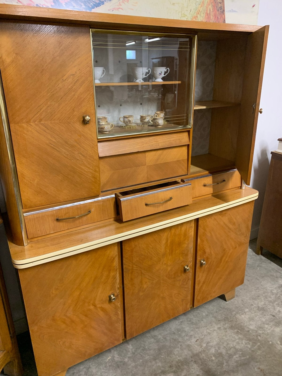 Vintage houten dressoir met vitrinekast en lades, Gebruikt, 100 tot 150 cm, Ophalen of Verzenden, Met lade(s)