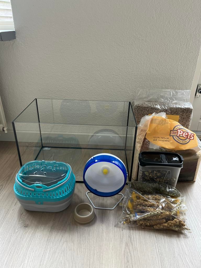 Hamsterkooi glazen bak met accessoires, Ophalen