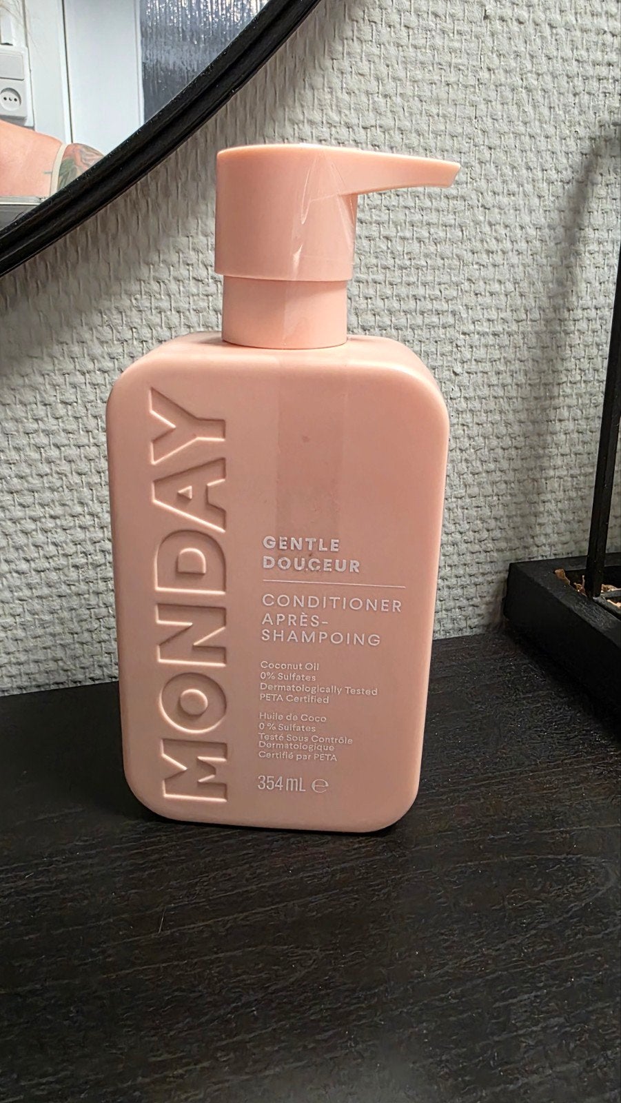 Nieuw Monday conditioner 354ml, Ophalen of Verzenden, Nieuw, Shampoo of Conditioner