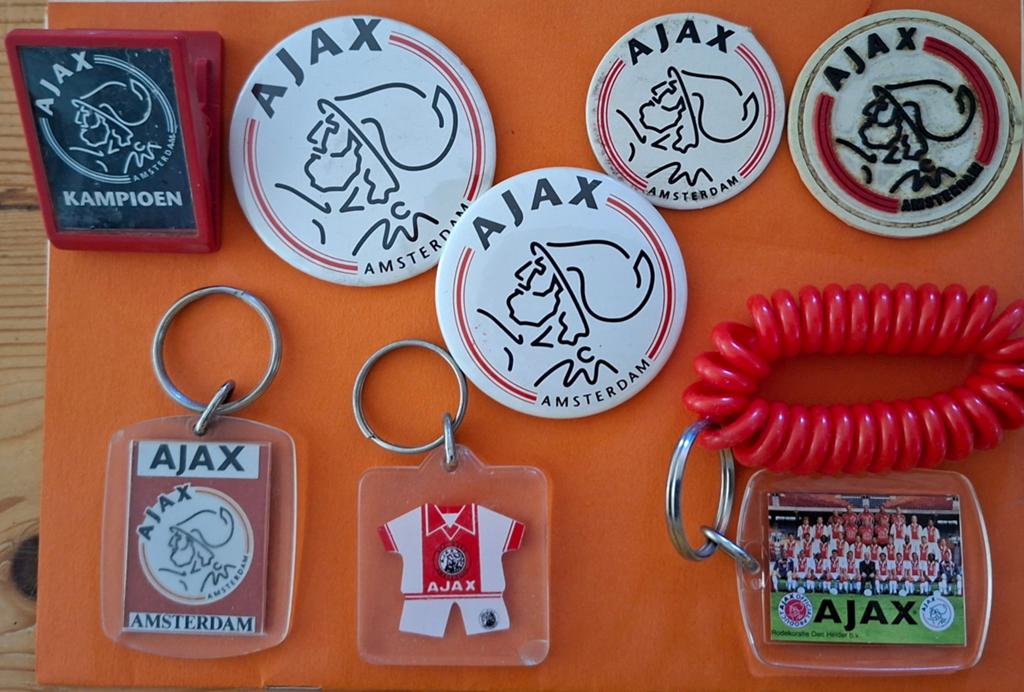Voetbal club AJAX allerlei oa button/ sleutelhanger/ clip, Ophalen of Verzenden, Nieuw, Ajax