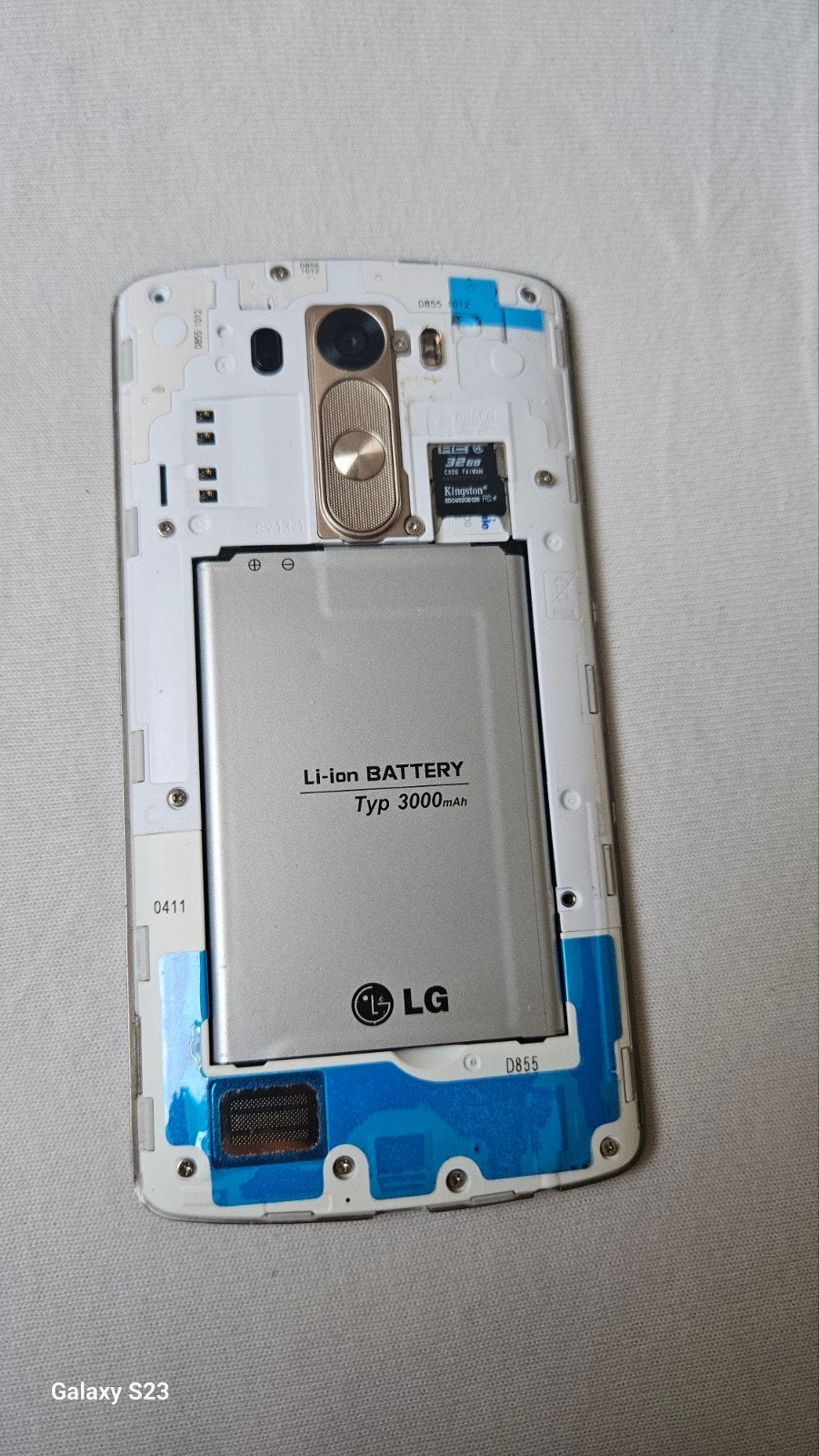 Gezocht: Achterkant LG G3 D855 (Goud), Ophalen of Verzenden, Telefoonhanger of Accessoire
