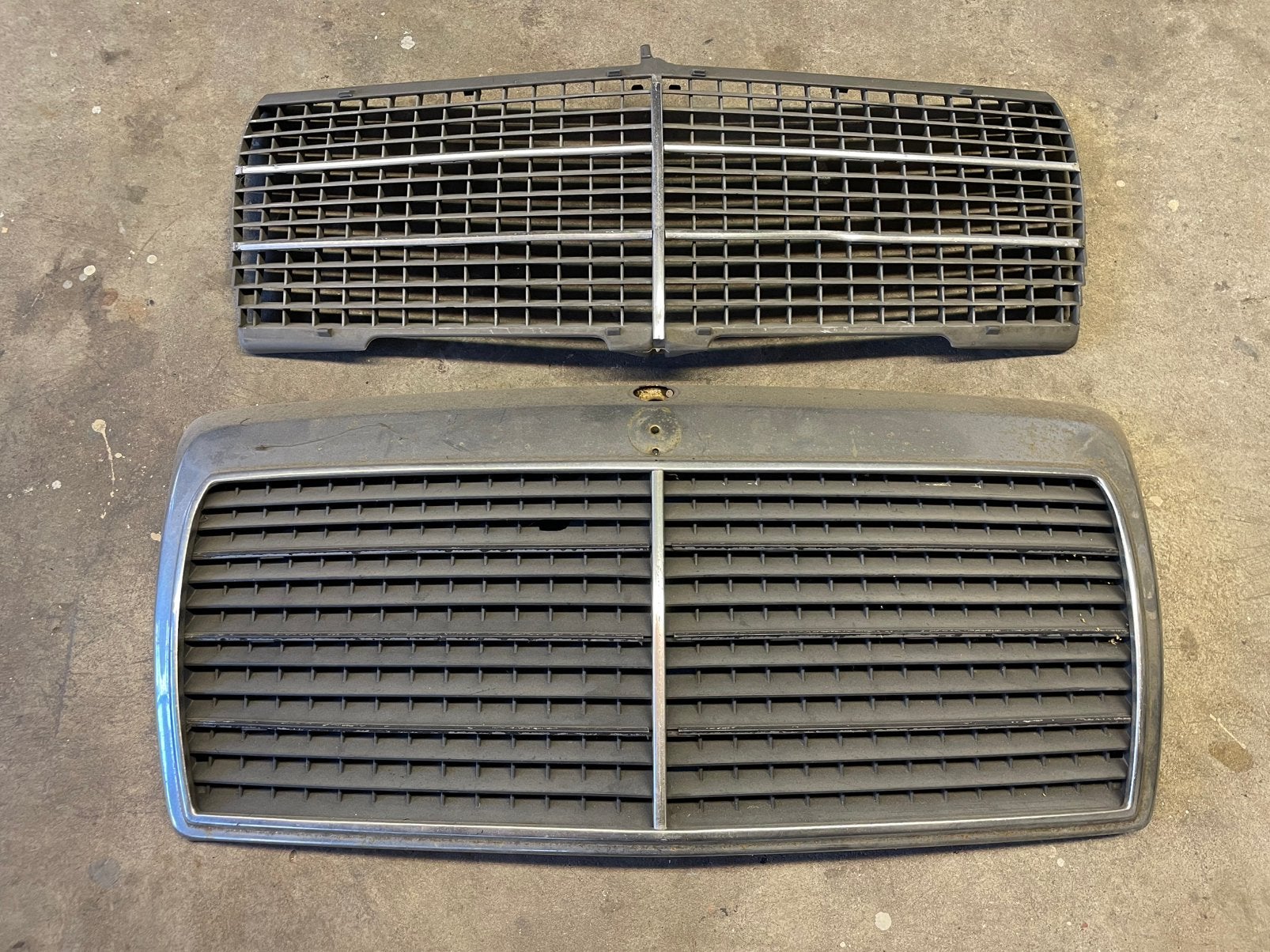 Mercedes-Benz W124 grille, Gebruikt, Voor, Mercedes-Benz, Ophalen of Verzenden