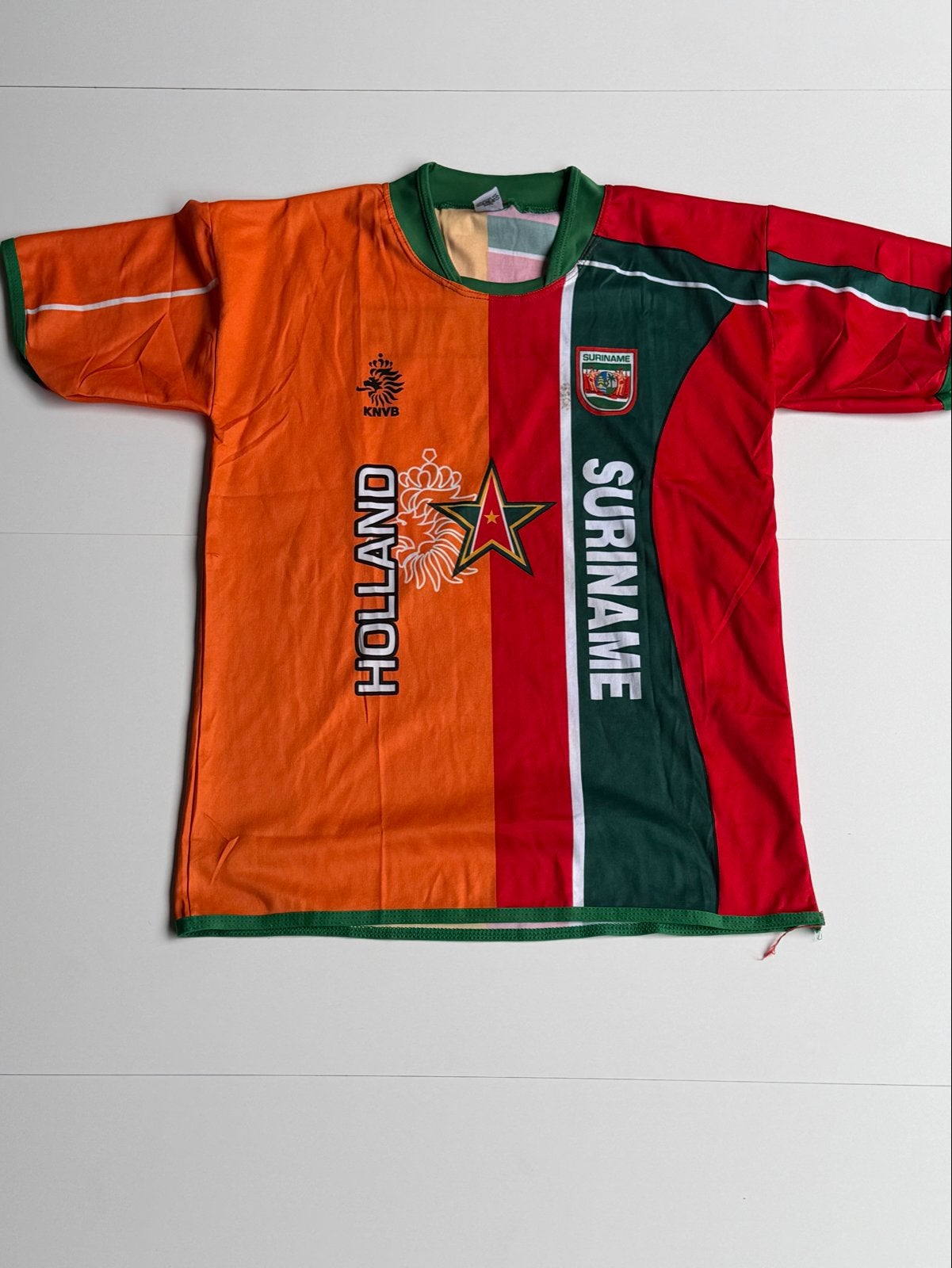 Uniek Holland-Suriname Voetbalshirt - Maat M, Kleding | Heren, Ophalen, Gedragen, Maat 48/50 (M), Meerkleurig