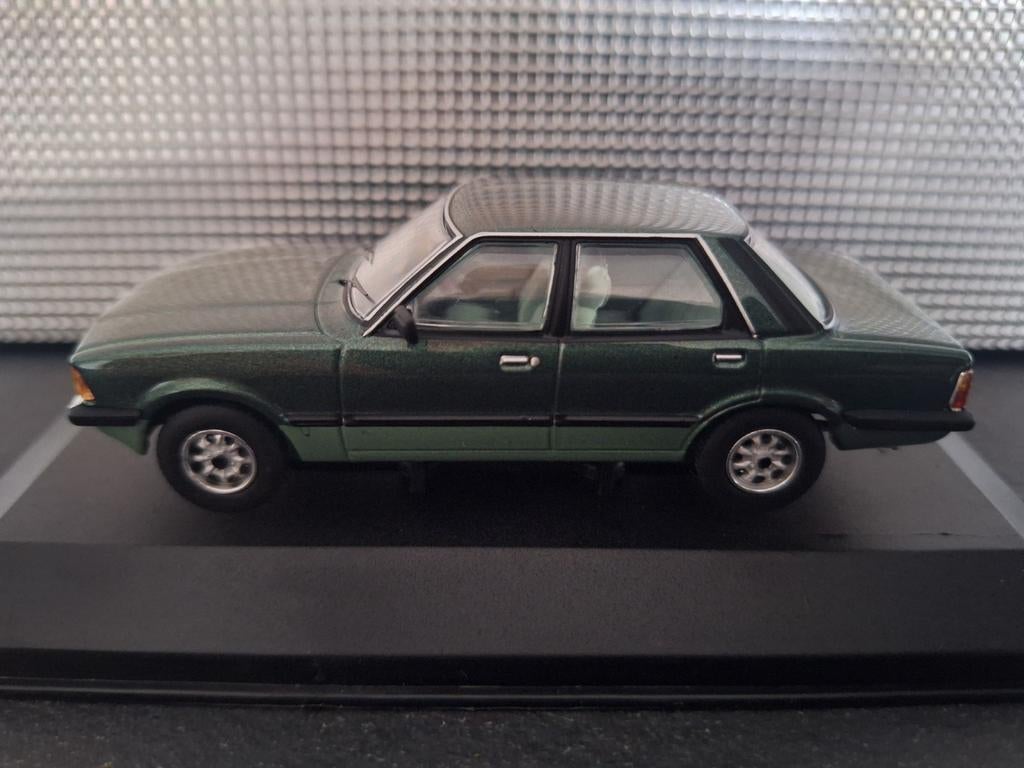 Ford Cortina MK5 1.6 Carousel Schaal 1:43, Auto, Vanguards, Nieuw, Ophalen of Verzenden