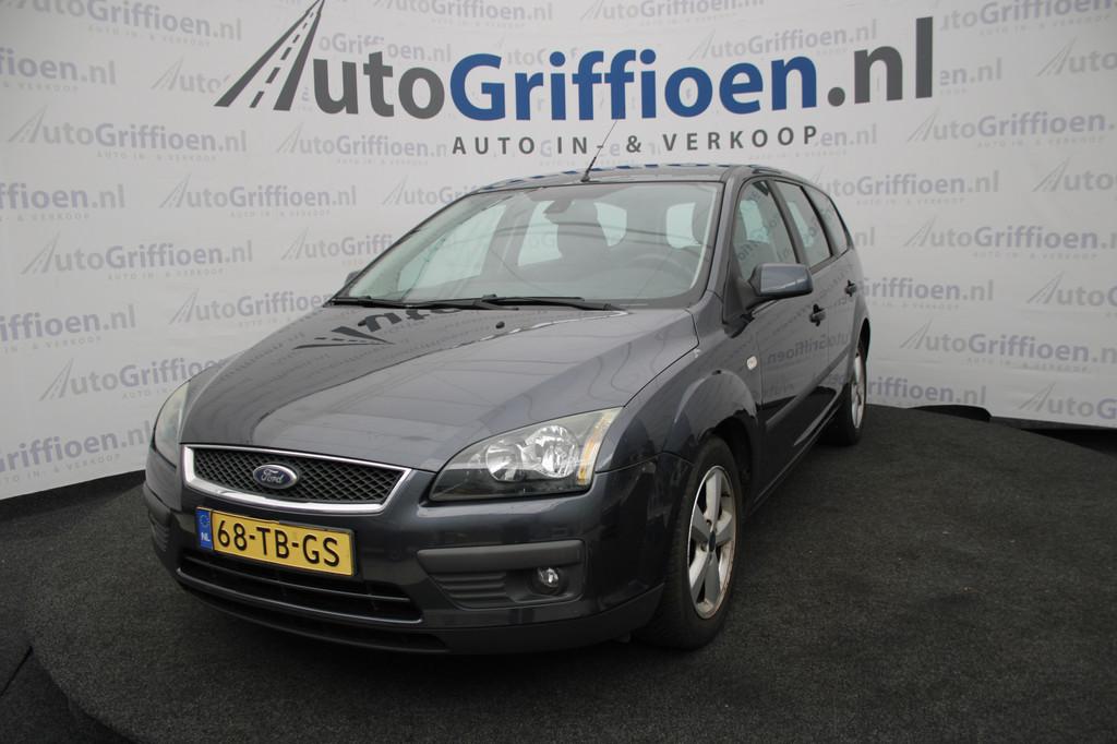 Ford FOCUS Wagon 1.6-16V Futura nette station met trekhaak, 1596 cc, Gebruikt, 4 cilinders, 635 kg