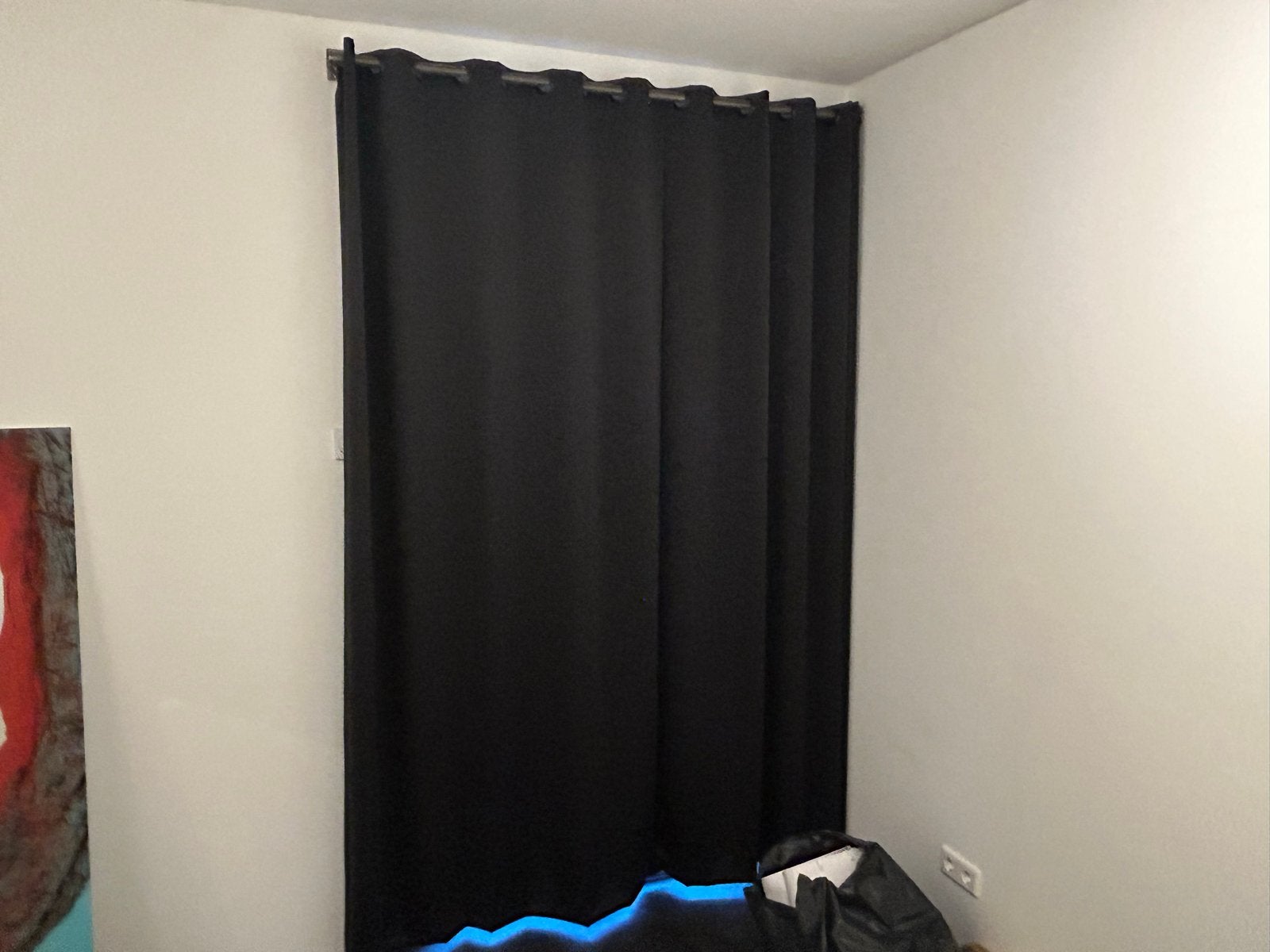 Verduisterend gordijn met roede en beugels, 245x161cm, Huis en Inrichting, Stoffering | Gordijnen en Lamellen, Ophalen, Gebruikt