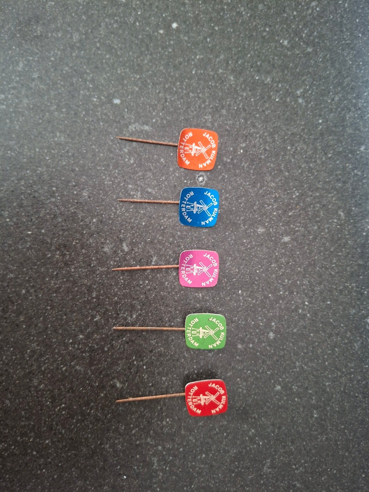 Speldjes Jacob Kulman Rotterdam, Verzamelen, Speldjes, Pins en Buttons, Ophalen of Verzenden, Zo goed als nieuw, Overige onderwerpen