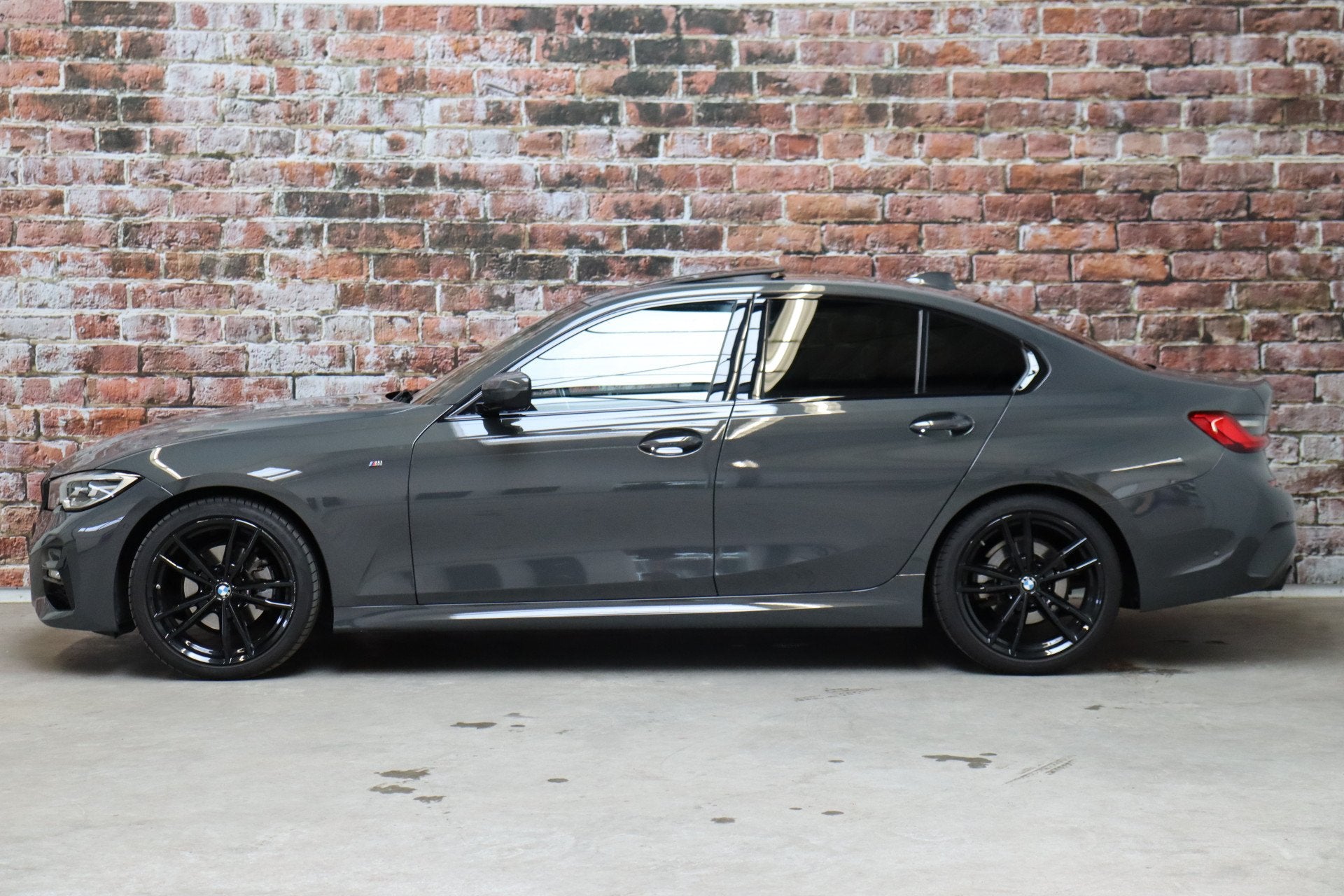 BMW 3 Serie Sedan 320i High Executive M Sport Pakket Automaa, Auto's, Automaat, Achterwielaandrijving, Gebruikt, 4 cilinders