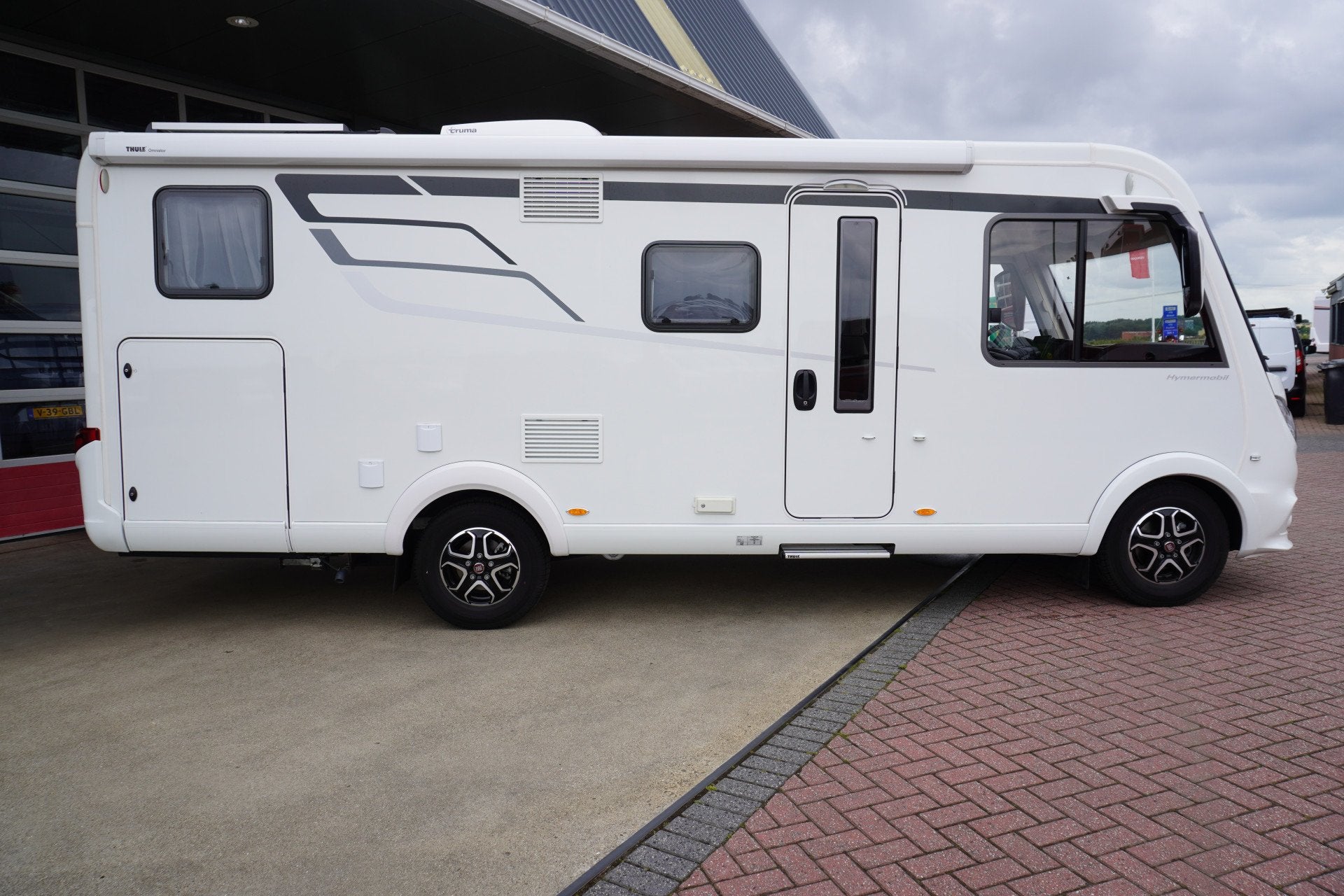 Hymer Exsis-i EX580 Pure Fiat Ducato 2.2MJ 140PK Automaat Ca, Automaat, Airconditioning, Autobedrijf Van der Veen Groningen B.V.