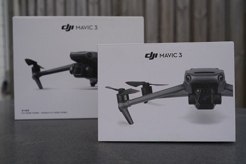 Reparatie of problemen met je DJI Mavic 3, 250 tot 900 gram, 30 tot 45 minuten, Cameradrone, Nieuw