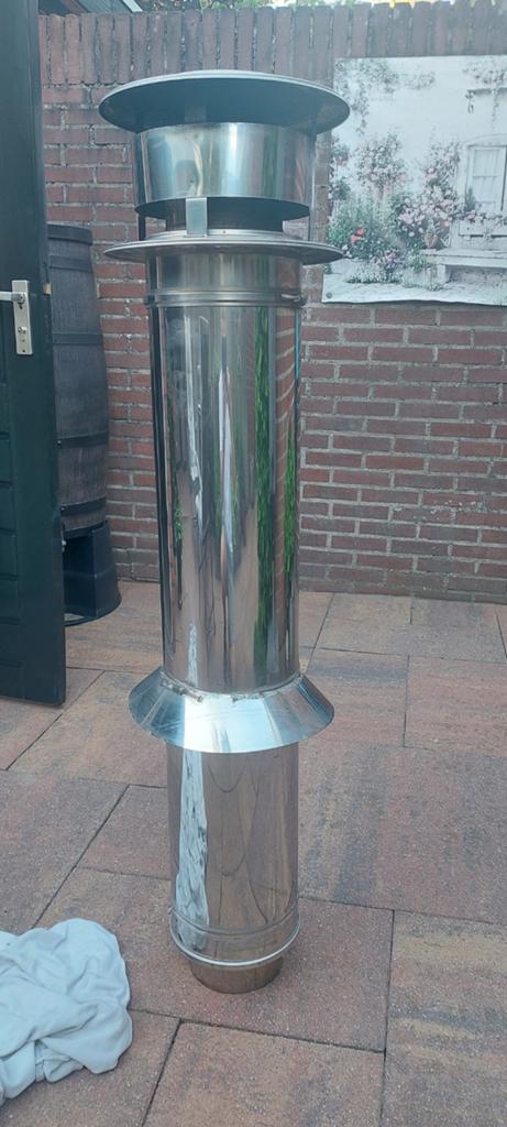 Dubbelwandig R.V.S. schoorsteen met stormkap,, Tuin en Terras, Buitenkeukens, Ophalen, Zo goed als nieuw