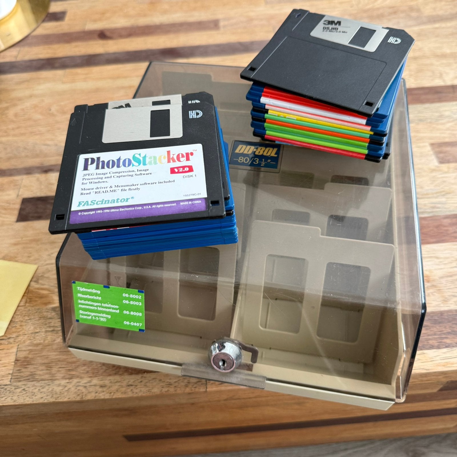 31x 3,5” Diskettes + Opbergdoos – Zonder Slot – Vintage, Computers en Software, Ophalen of Verzenden