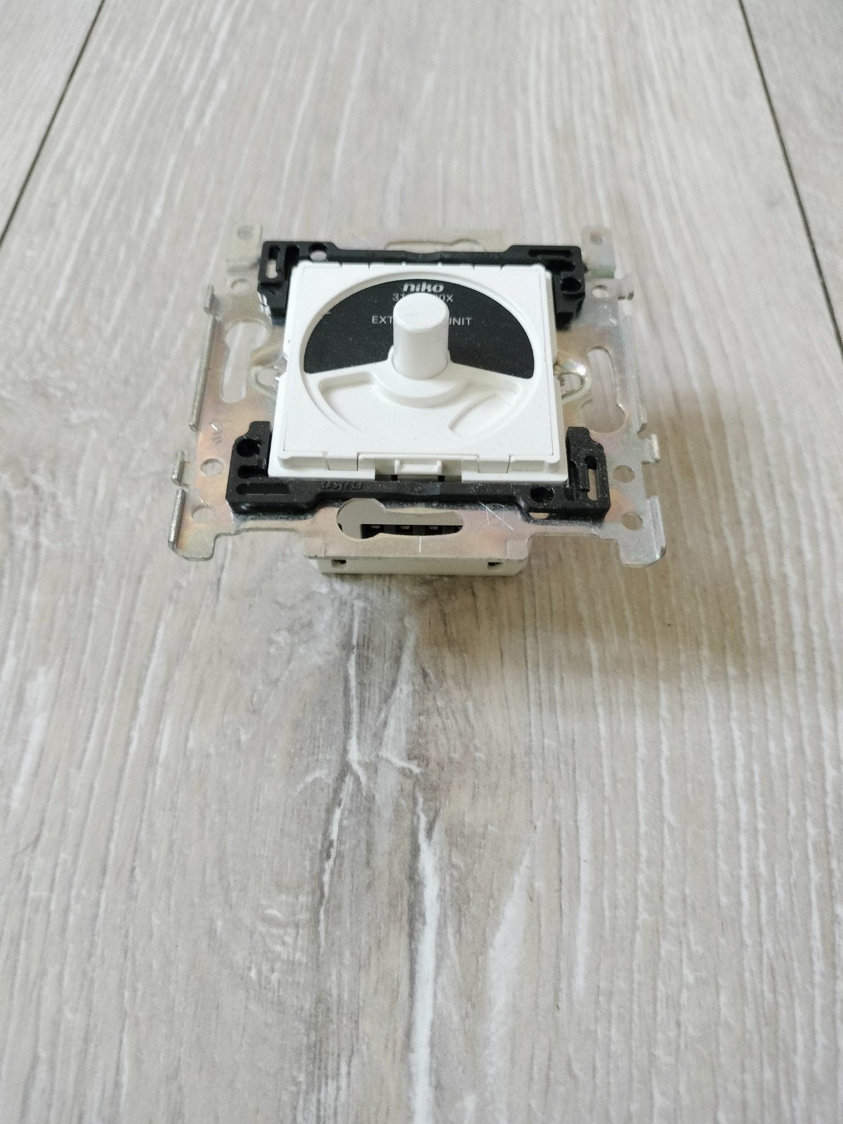 Niko 310-02001 Volgdimmer / Nevendimmer – Nieuw in doos., Ophalen, Nieuw, Overige merken, Dimmer