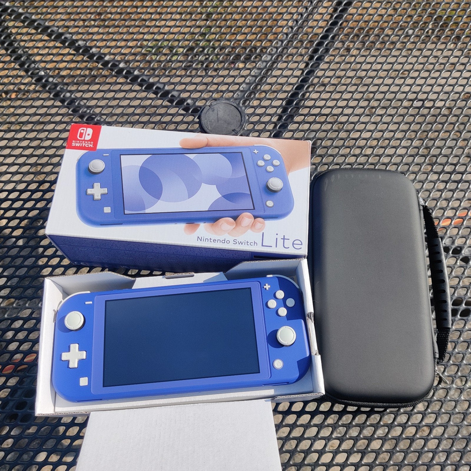 Nintendo Switch Lite Blauw - Zo goed als nieuw, Spelcomputers en Games, Spelcomputers | Nintendo Switch Lite, Ophalen of Verzenden