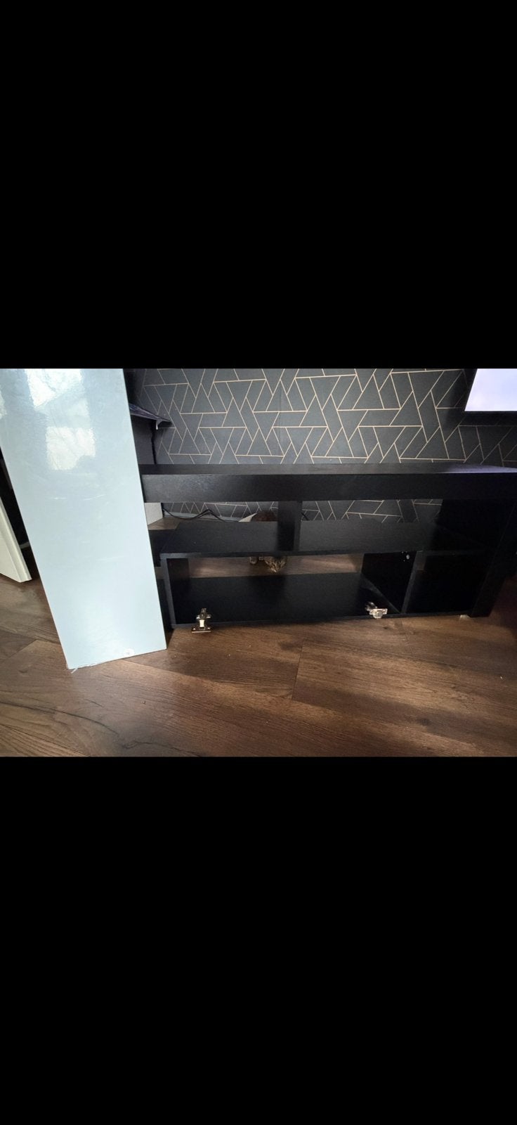 Tv meubel, Ophalen