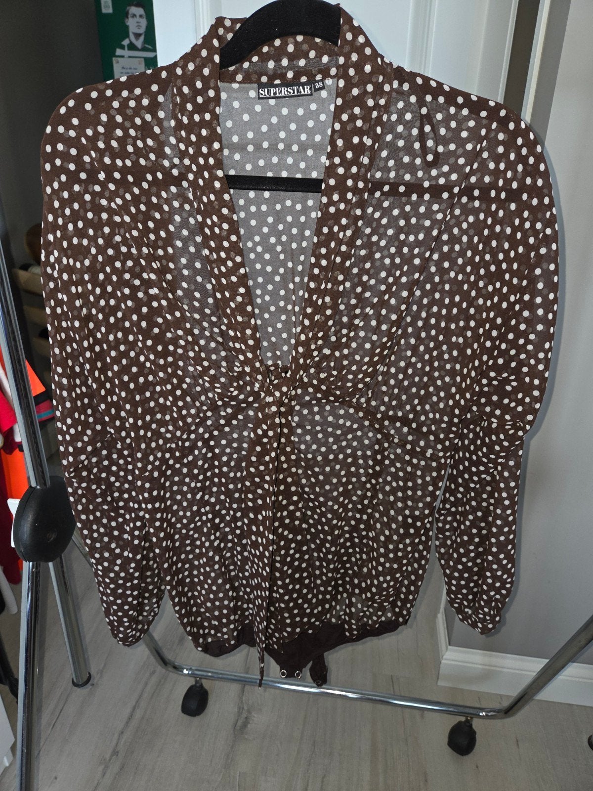 Superstar bruine blouse/body met stippen - Maat 38, Maat 38/40 (M), Bruin, SUPERSTAR, Ophalen of Verzenden