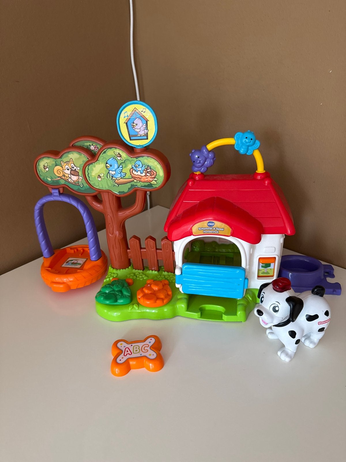 VTech Schommel & Speel Hondenhok met accessoires, Ophalen of Verzenden, Zo goed als nieuw, 6 maanden tot 2 jaar
