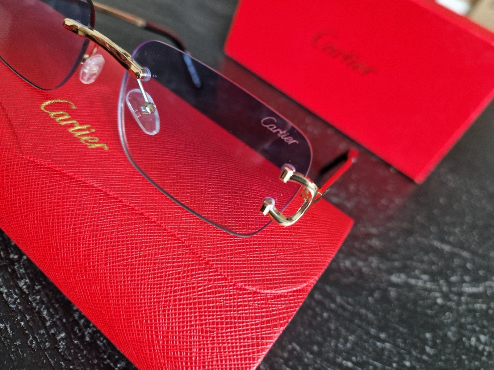 Cartier bril met rood etui en doos, Overige merken, Verzenden, Nieuw, Rood