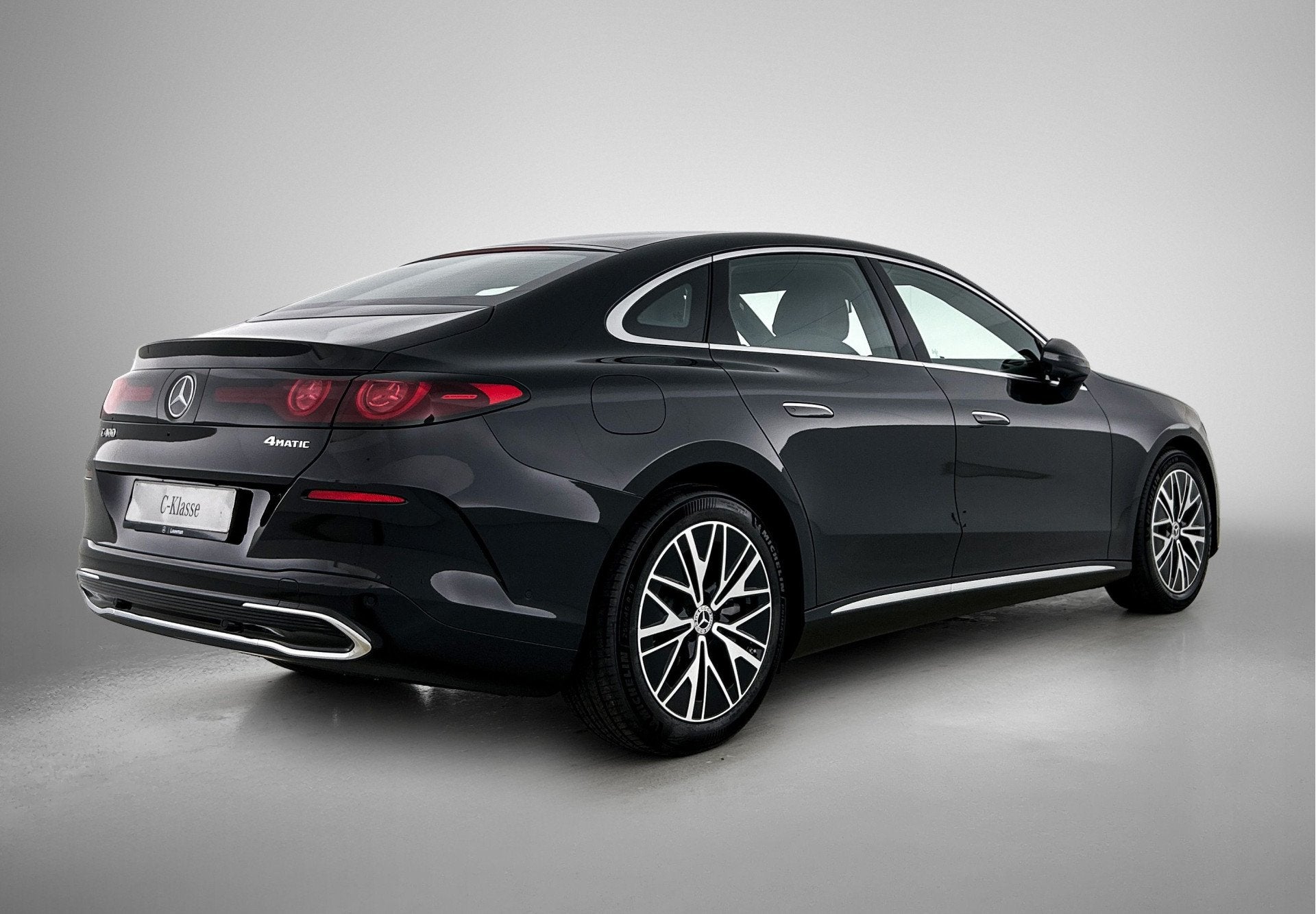 Mercedes-Benz C-Klasse 400 4MATIC Business Solution Luxury 9, 2460 kg, Zwart, 489 pk, Sedan