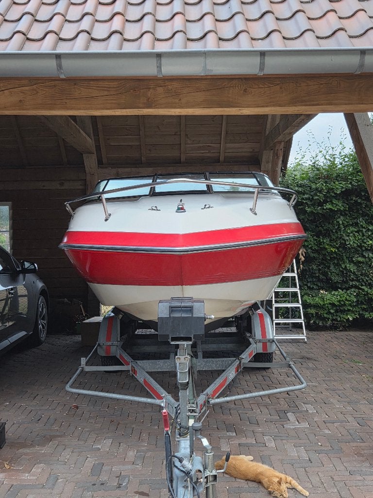 Chaparral 2050SL mercruiser 4.3, Ophalen, Gebruikt