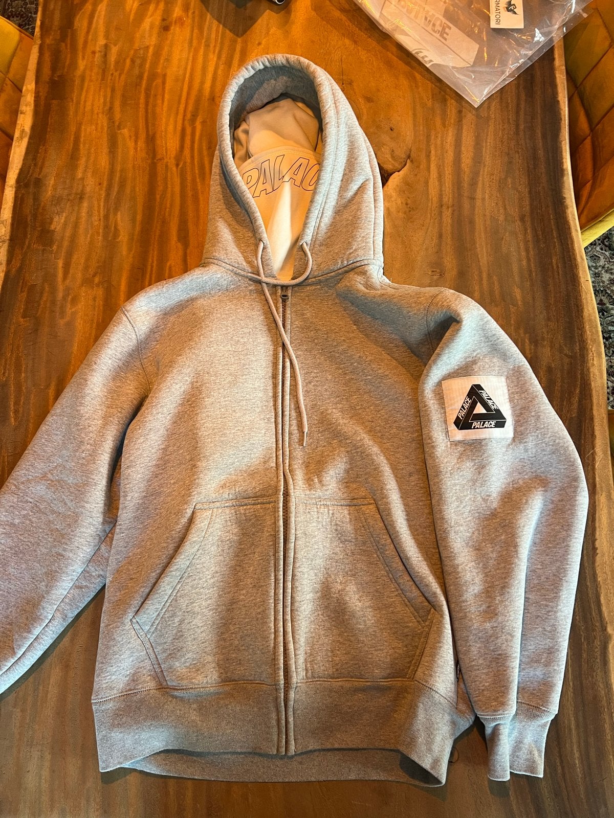 Palace Facemask Shearling Thermal Hood Grijs Maat L, Ophalen of Verzenden, Zo goed als nieuw, Maat 52/54 (L), Grijs