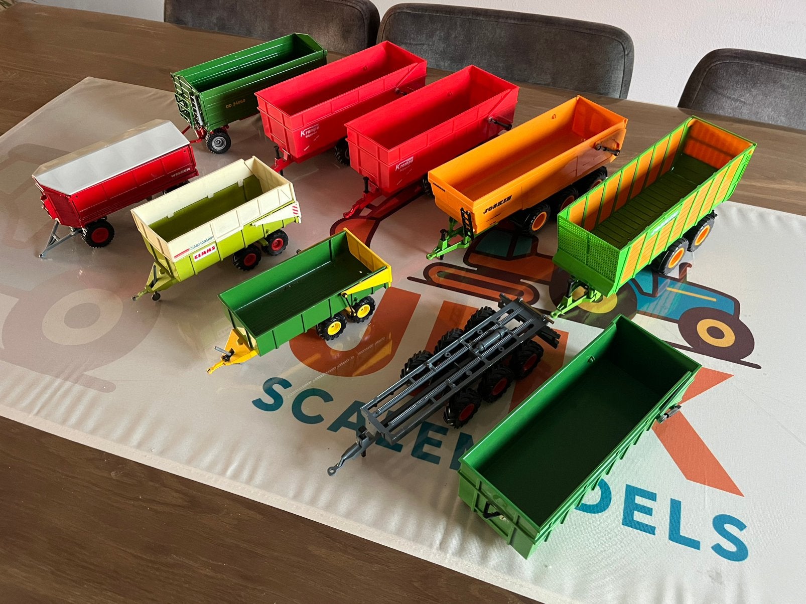 Kavel kiepers en aanhangwagens Siku 9 stuks, Ophalen of Verzenden, Zo goed als nieuw, Tractor of Landbouw, SIKU