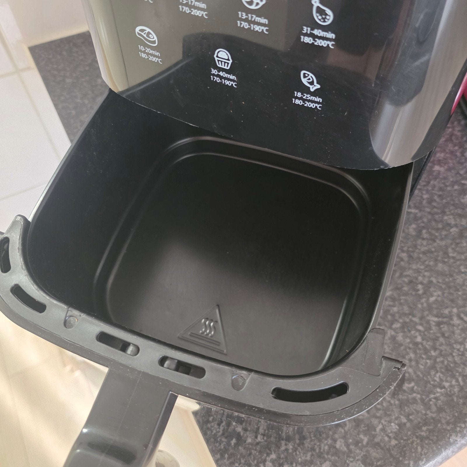 Foto 3 van Zo goed als nieuwe Airfryer XXL met digitaal display