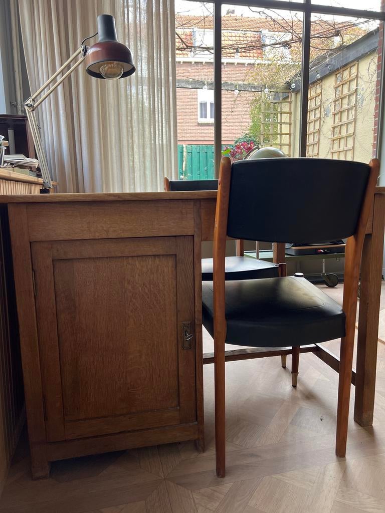 Antiek bureau met dubbele zitfunctie en opbergruimte, Ophalen