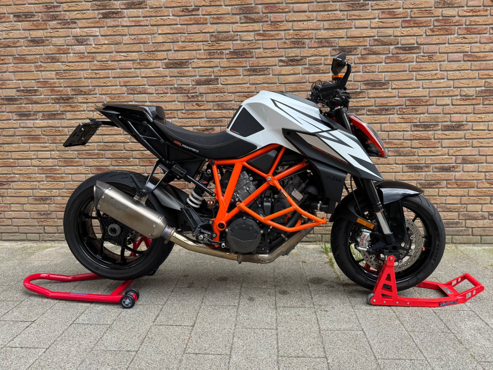KTM 1290 Super Duke R 2020 | Akrapovic | Dealer onderhouden, Particulier, Naked bike
