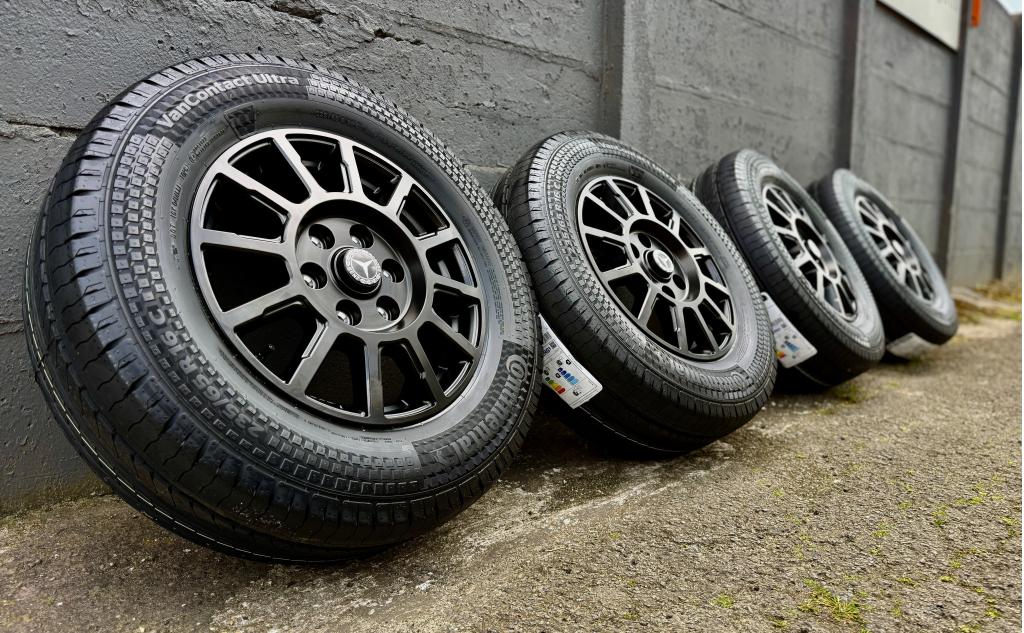 Mercedes Sprinter Crafter 16 inch verzwaard velgen matzwart, Niet ingevuld, 16 inch, Banden en Velgen, Niet ingevuld