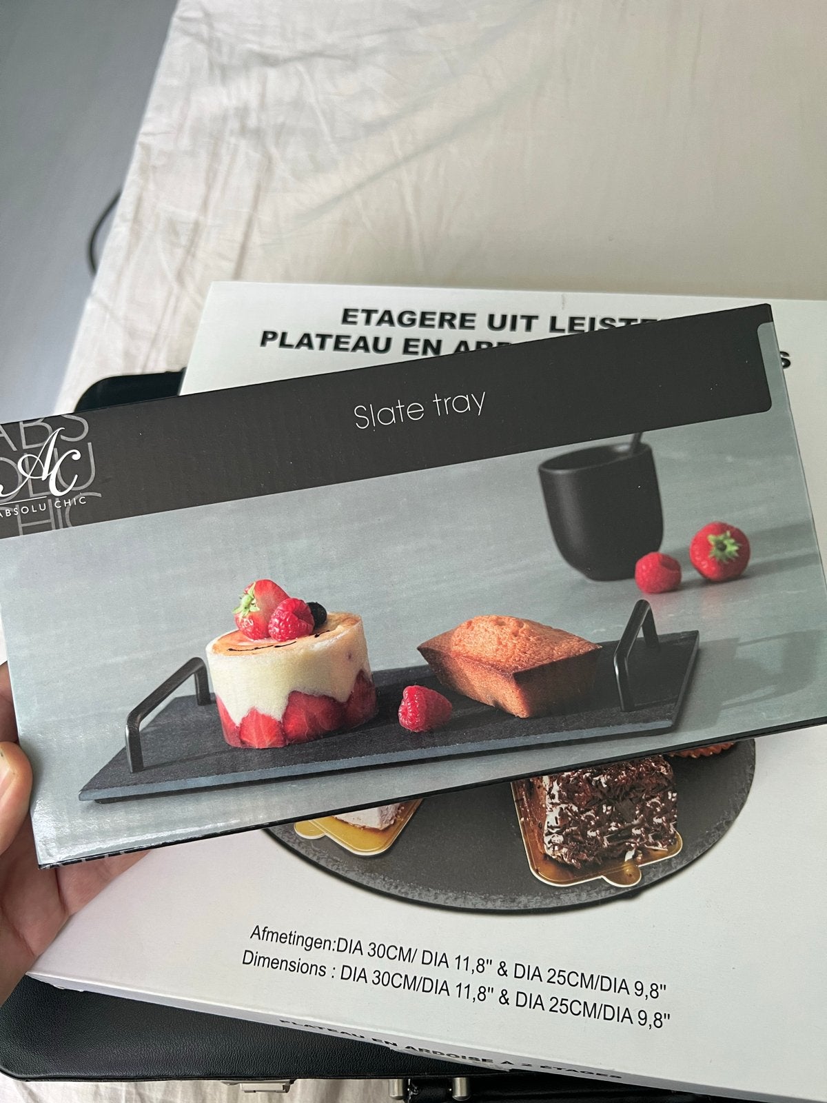 Leistenen etagere en dienblad set - Nieuw in doos, Huis en Inrichting, Woonaccessoires | Dienbladen, Met opstaande rand, Rond
