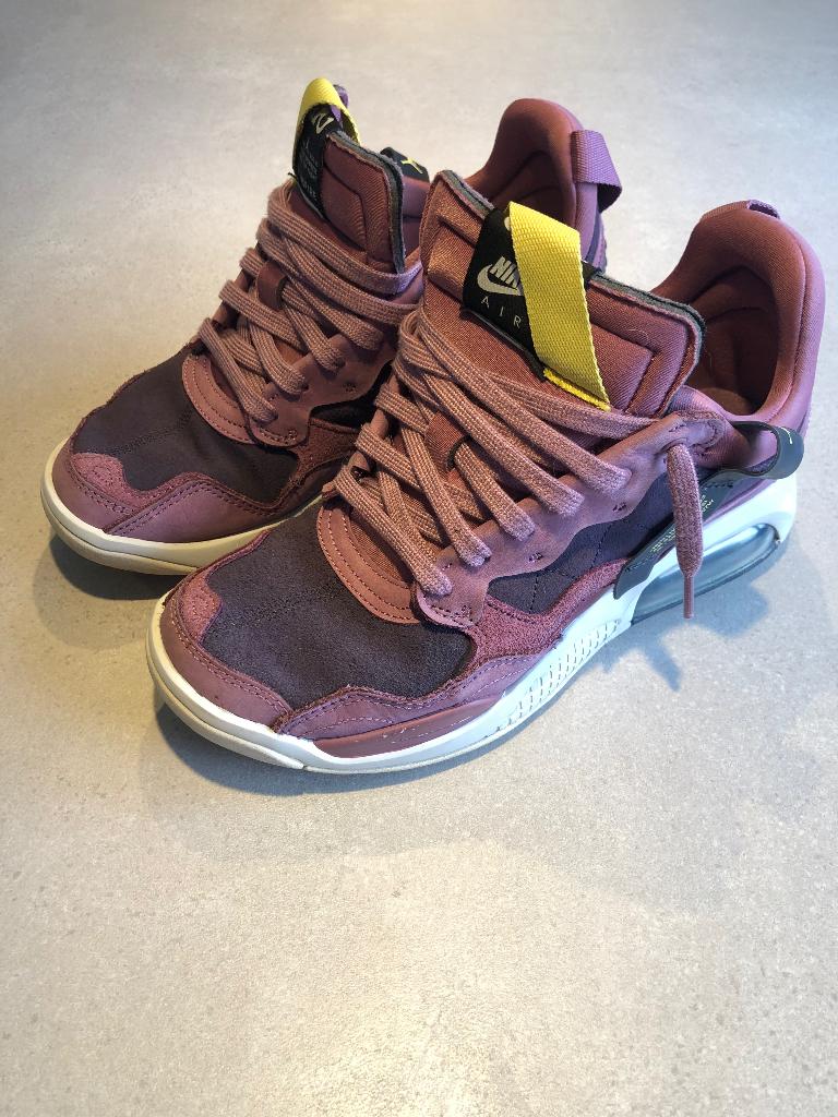 Nike air Jordan MA2, Overige kleuren, Nike, Ophalen of Verzenden, Sneakers of Gympen