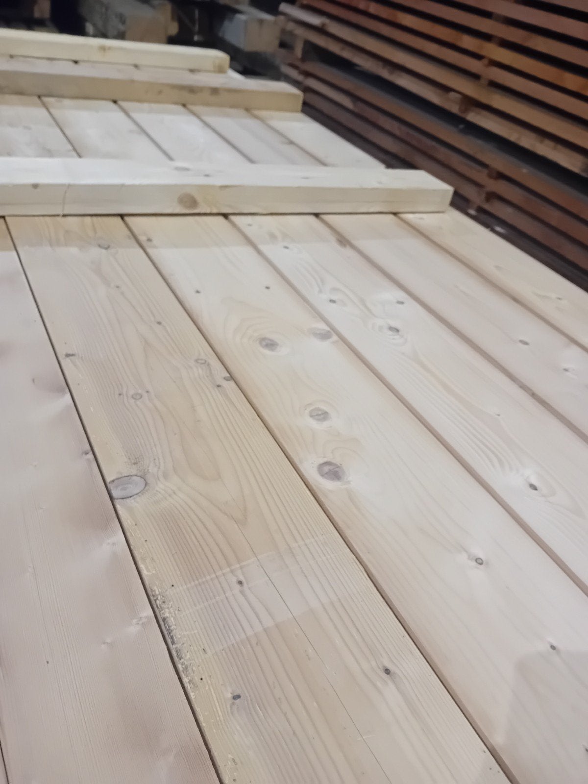 Vloerhout 24mm dik, 18cm breed, tot 4,20m lang - Circulair, Ophalen, Gebruikt, Minder dan 25 mm, Plank