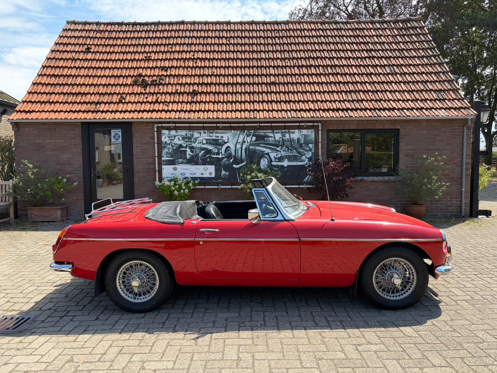 MGB Roadster 1967, Overdrive, B, Achterwielaandrijving, Zwart, Cabriolet